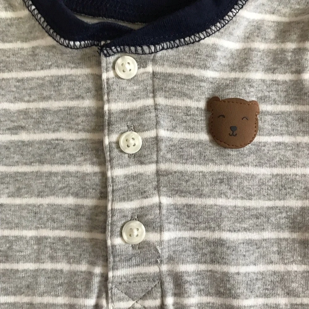 Carter’s Baby Boy Striped Bodysuit and Pant Set Size 12 Months